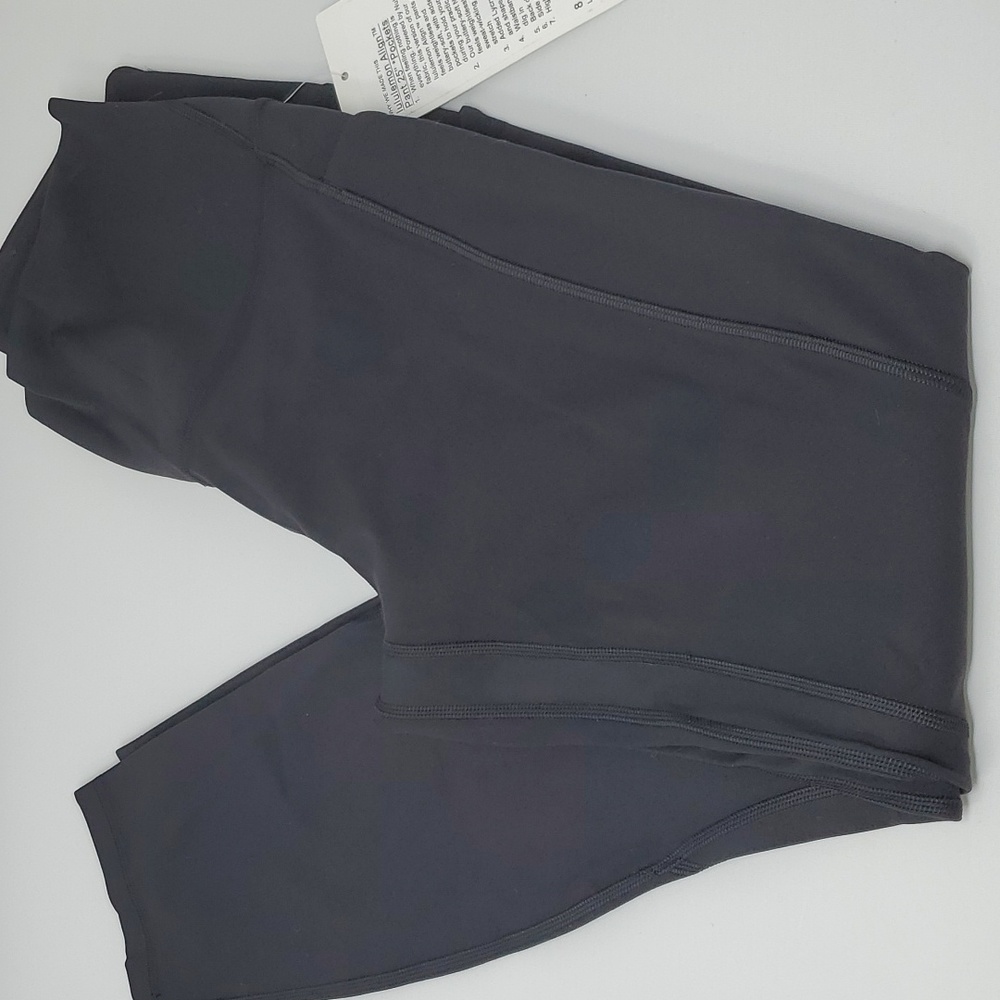 [ NWT ] Size 8 black lululemon align pant 25" pockets leggings